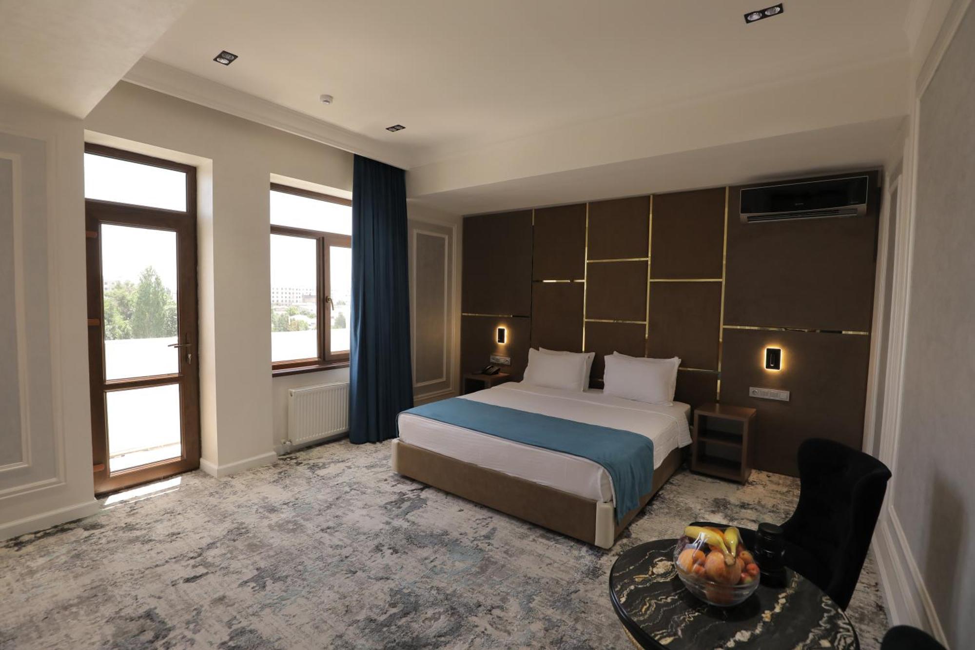 Friday Old City Hotel Tashkent Esterno foto